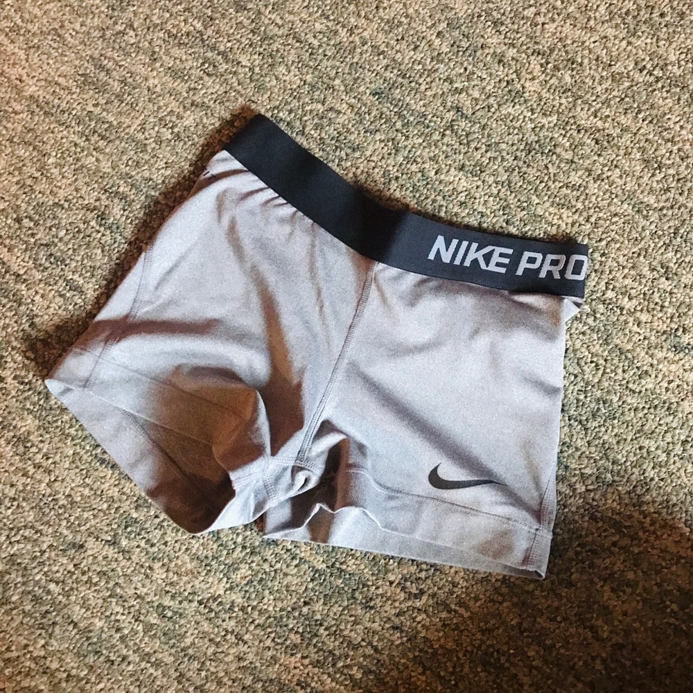 Nike pro spandex shorts XS